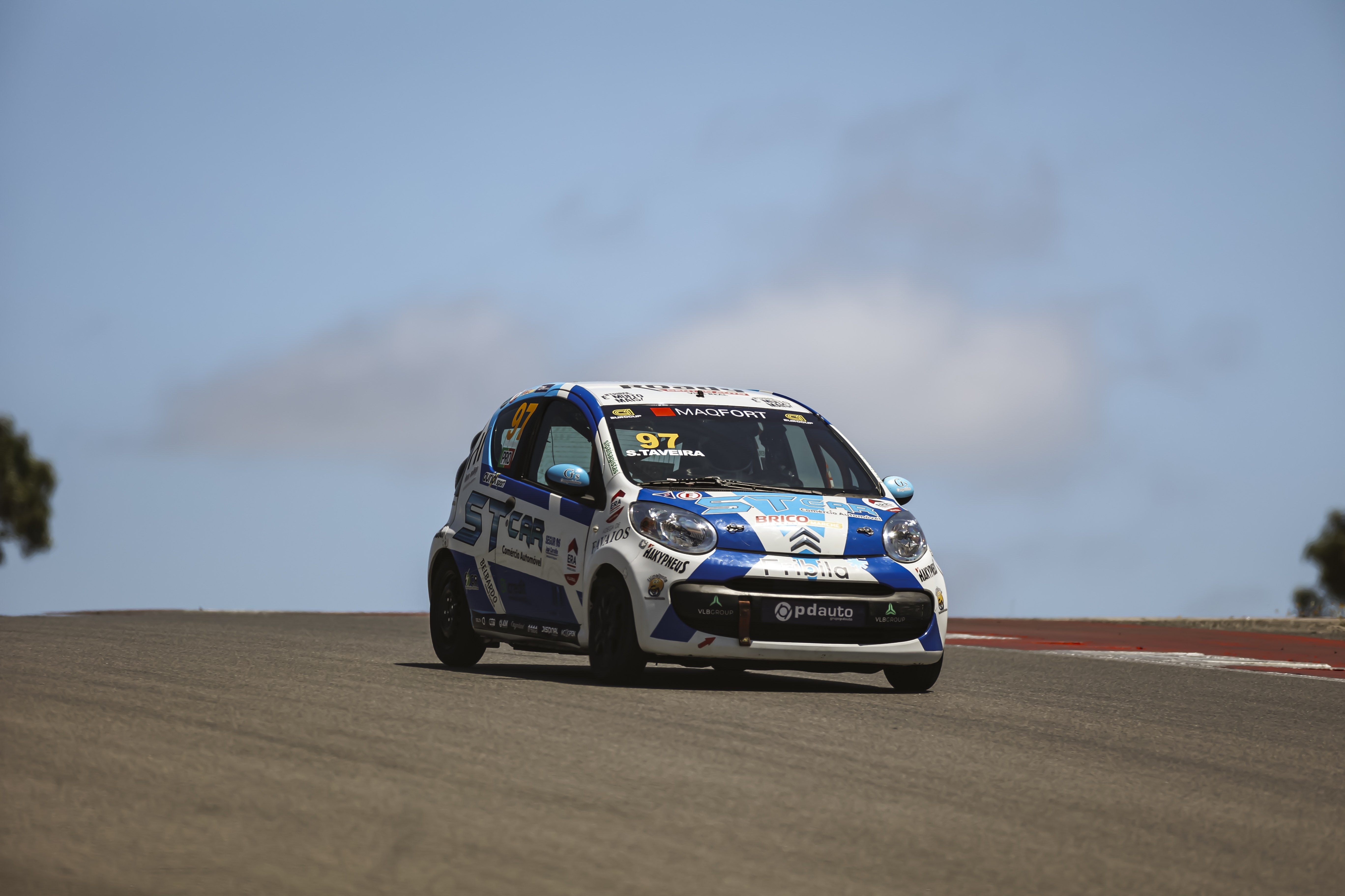 STCAR RACING